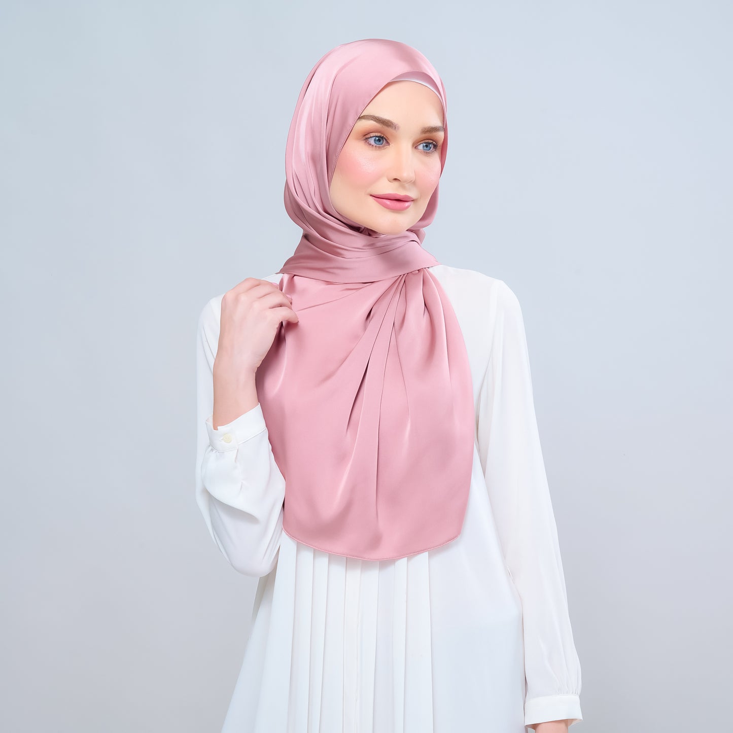 Instant Tag n' Go Shawl | Satin Bulle in Dusty Pink