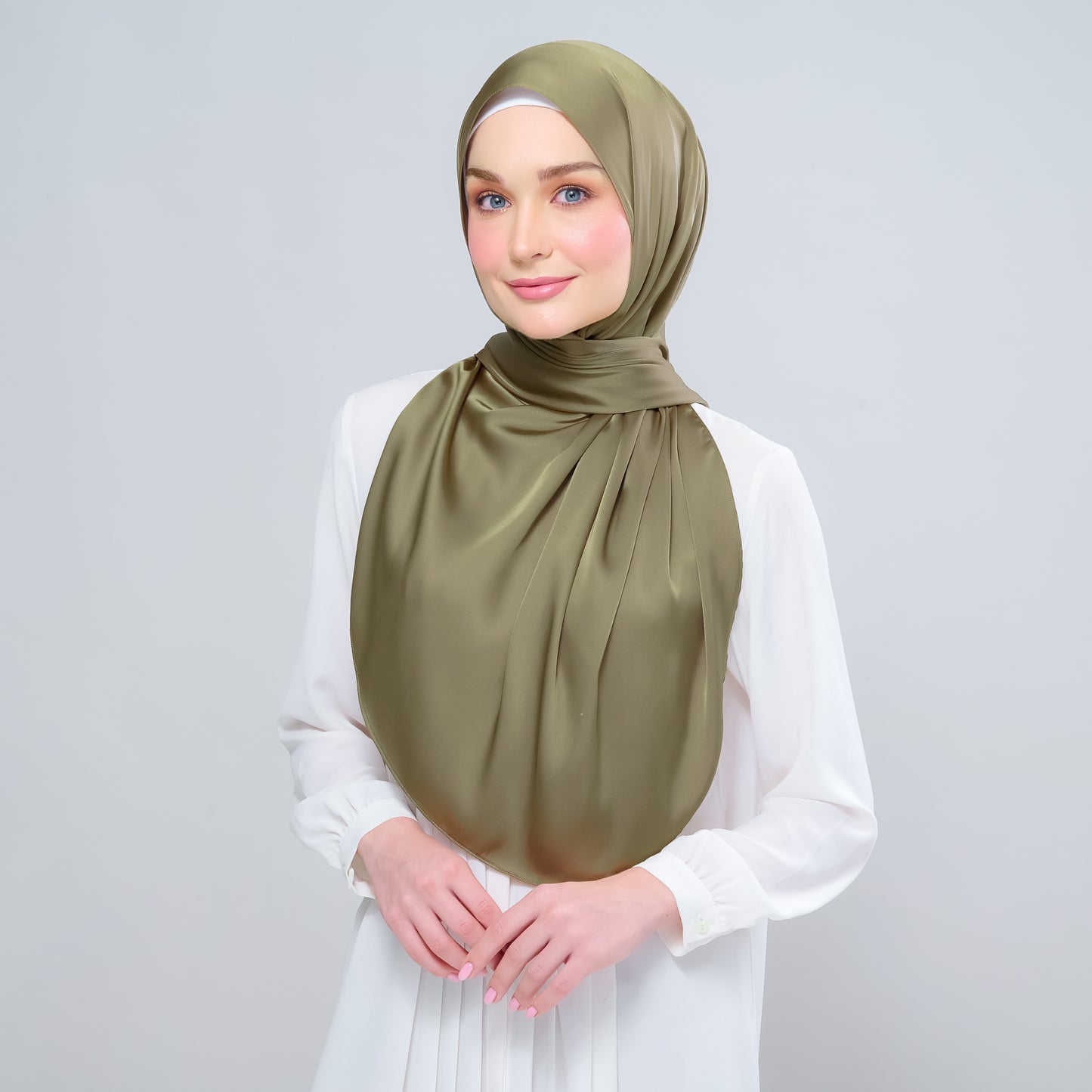 Instant Tag n' Go Shawl | Satin Bulle in Olive Green
