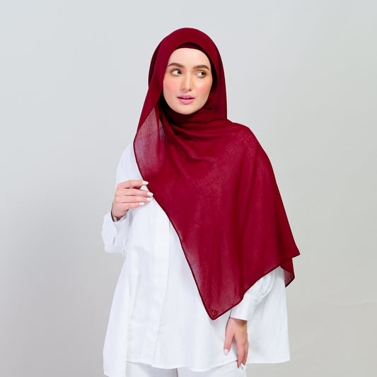 Ironless Elle Shawl in Crimson