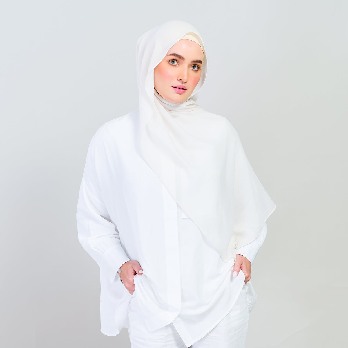 Ironless Elle Shawl in Light Beige