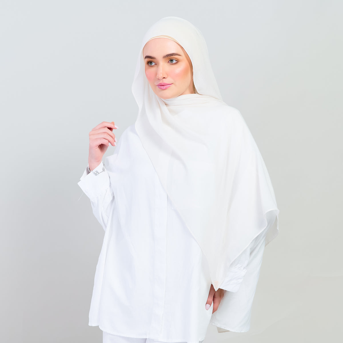 Ironless Elle Shawl in Light Beige