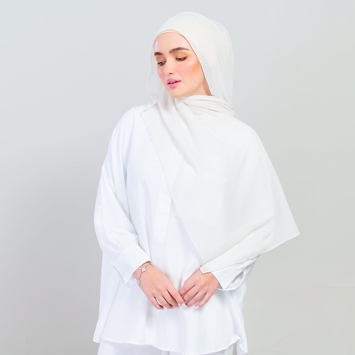 Ironless Elle Shawl in Light Beige