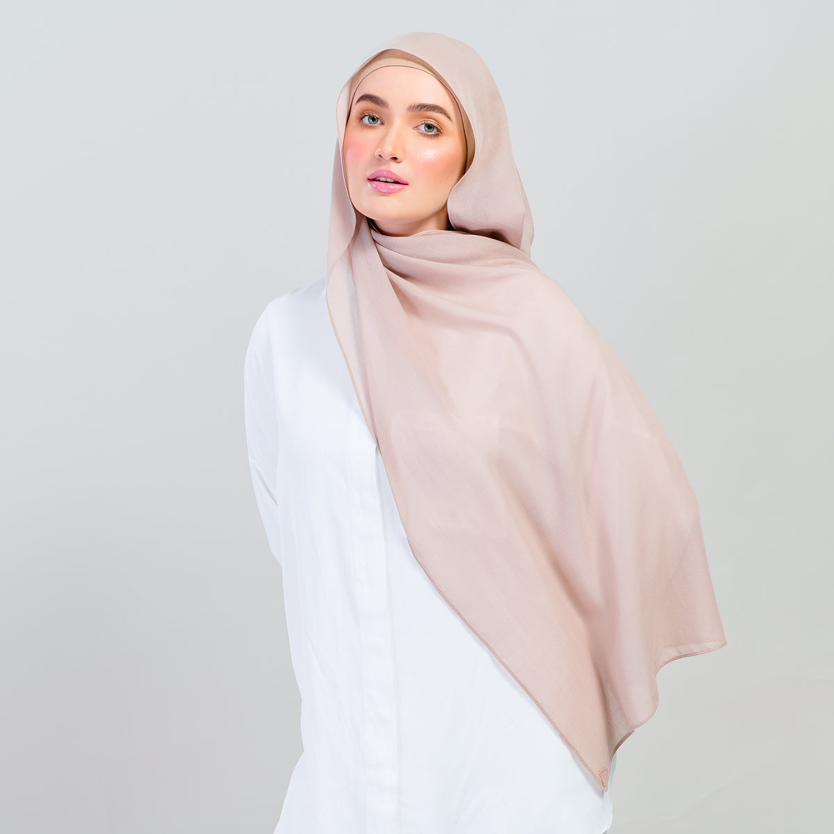 Ironless Elle Shawl in Chai