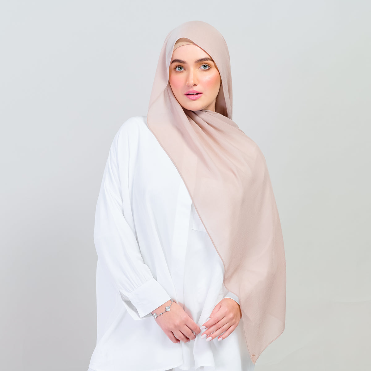 Ironless Elle Shawl in Chai