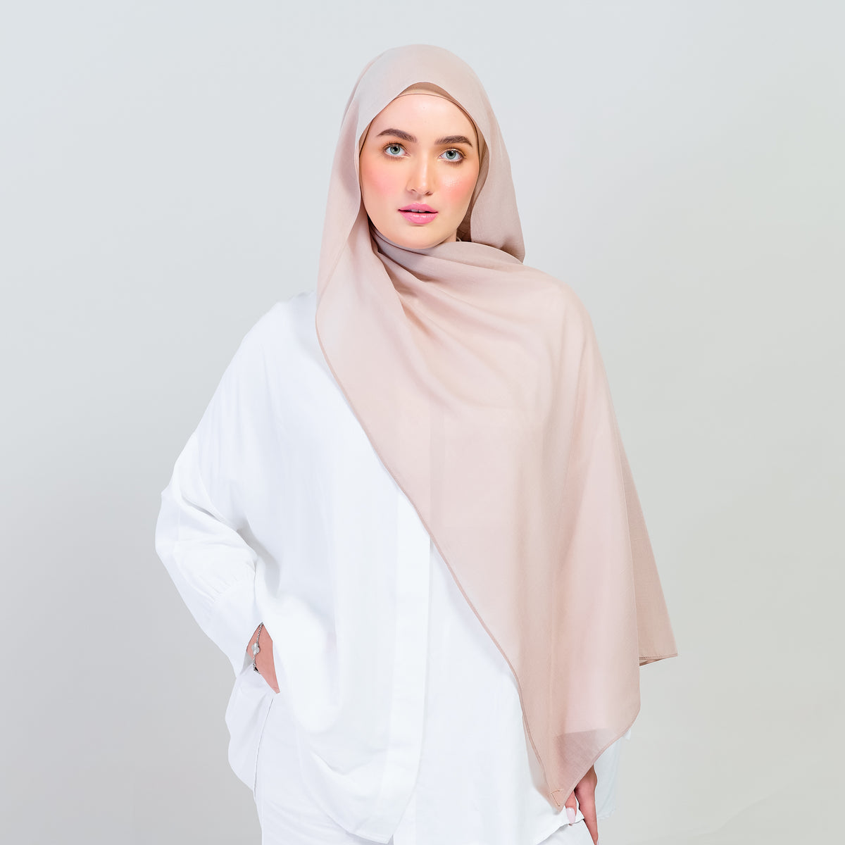 Ironless Elle Shawl in Chai