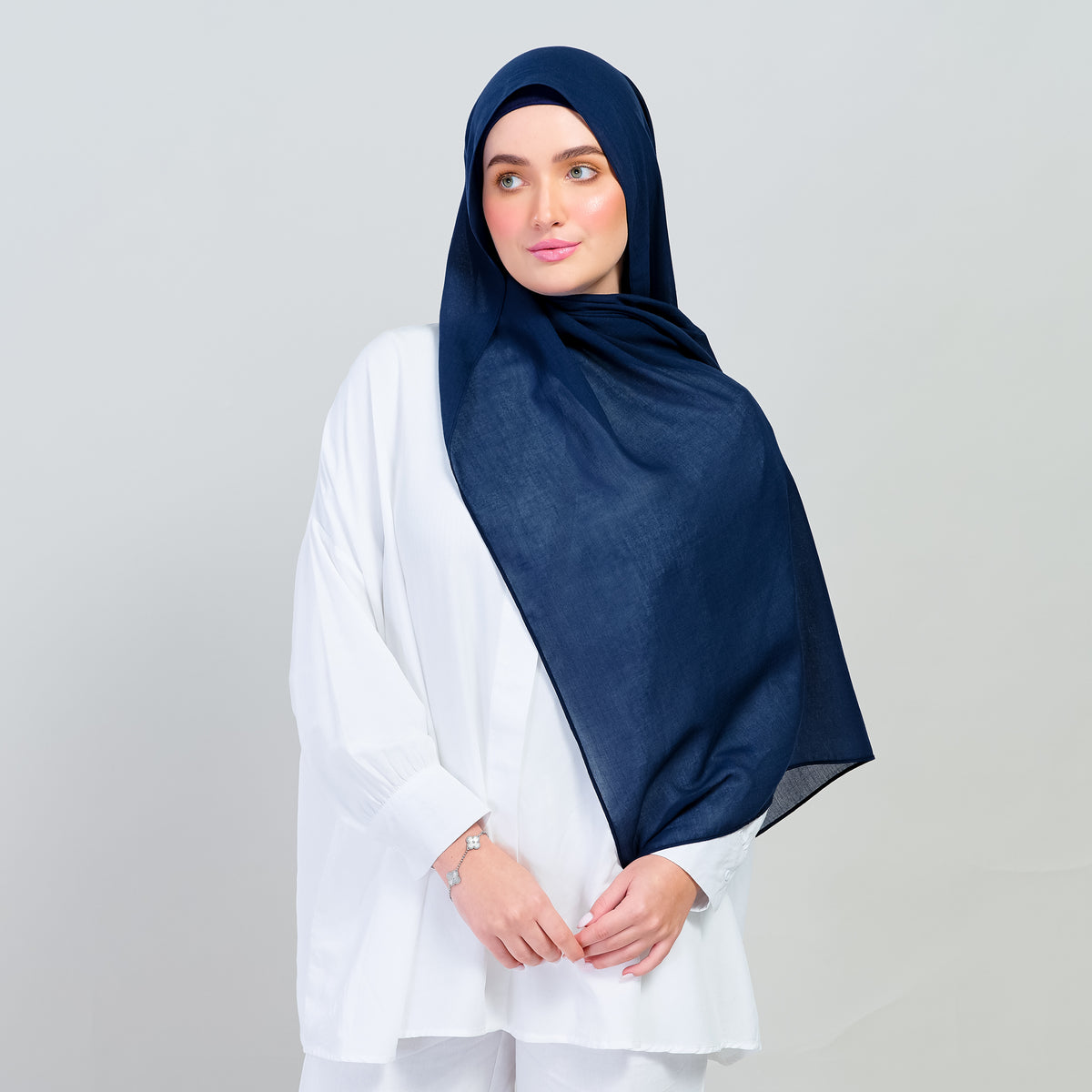 Ironless Elle Shawl in Navy
