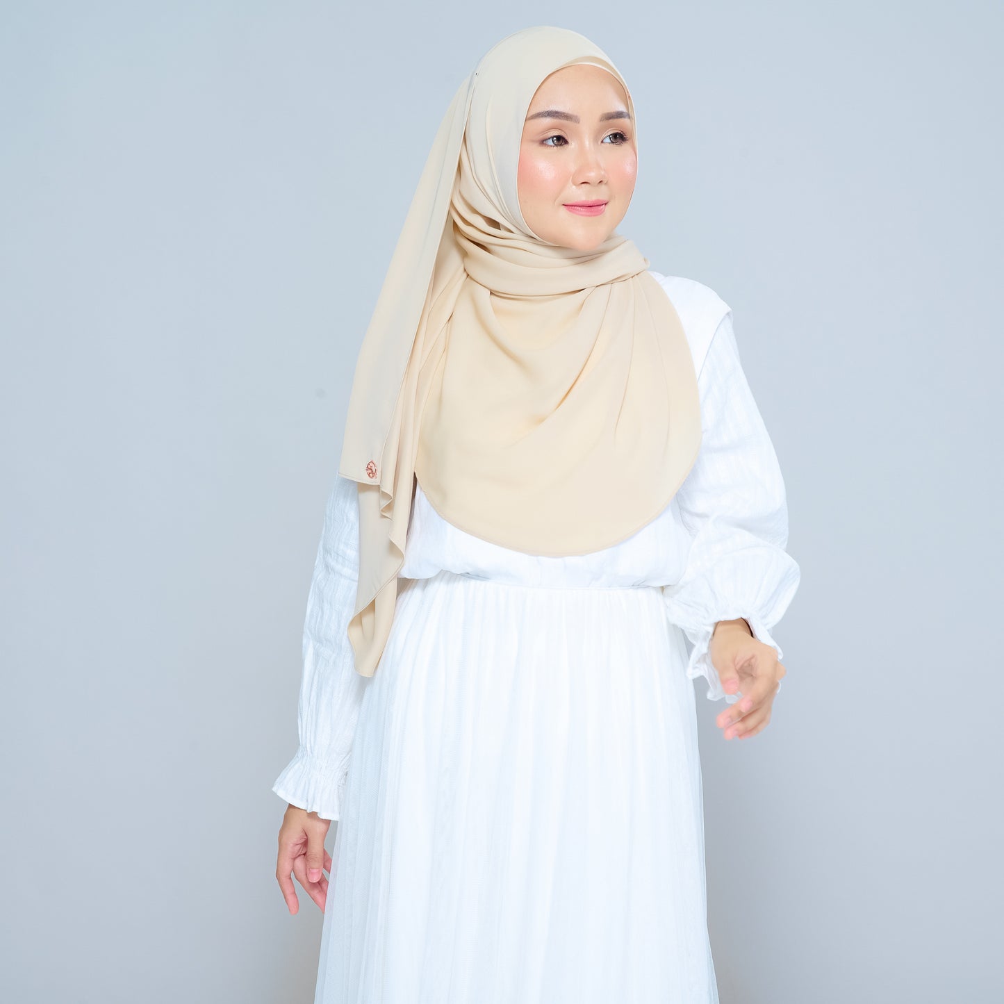 Semi-Instant Sarongje | Chiffon Silk in Blonde
