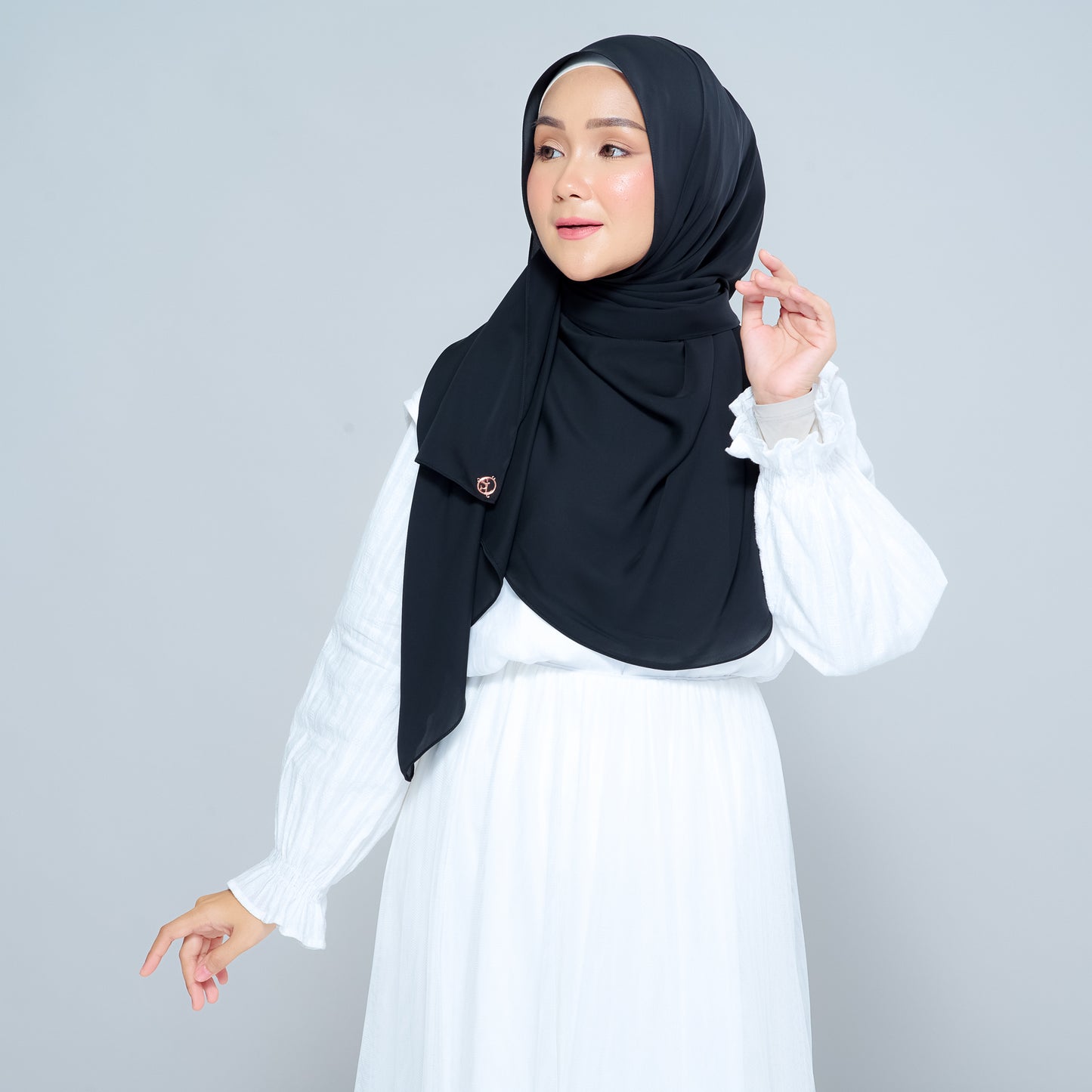 Semi-Instant Sarongje | Chiffon Silk in Pitch Black