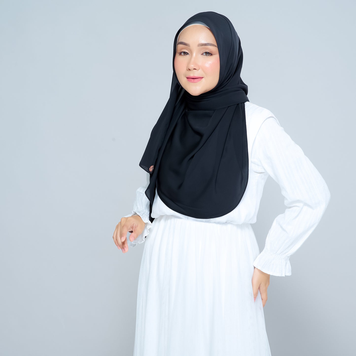 Semi-Instant Sarongje | Chiffon Silk in Pitch Black
