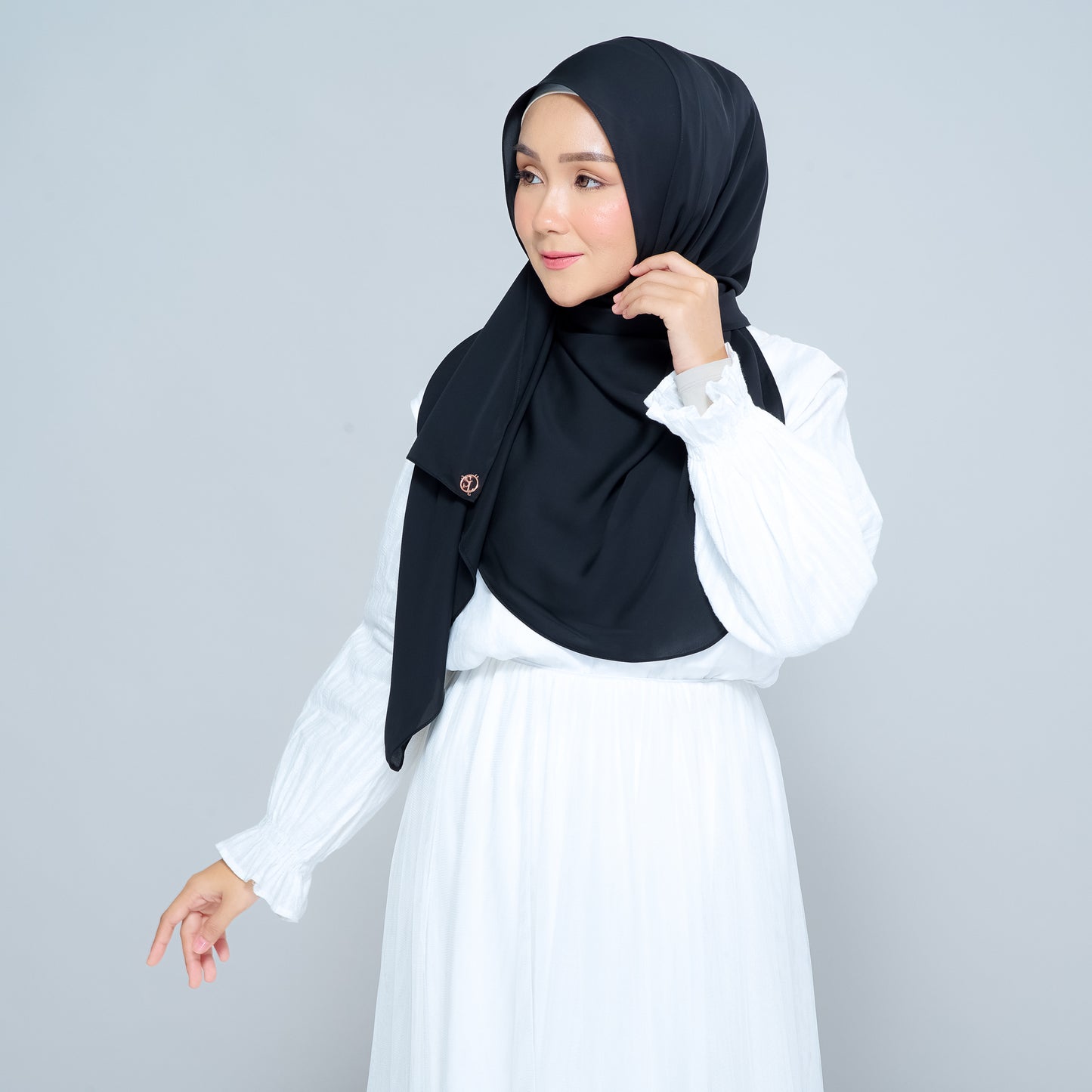 Semi-Instant Sarongje | Chiffon Silk in Pitch Black