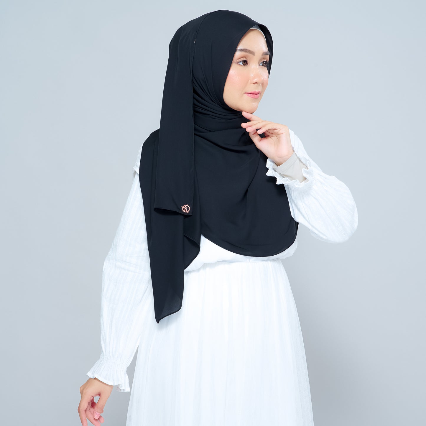 Semi-Instant Sarongje | Chiffon Silk in Pitch Black