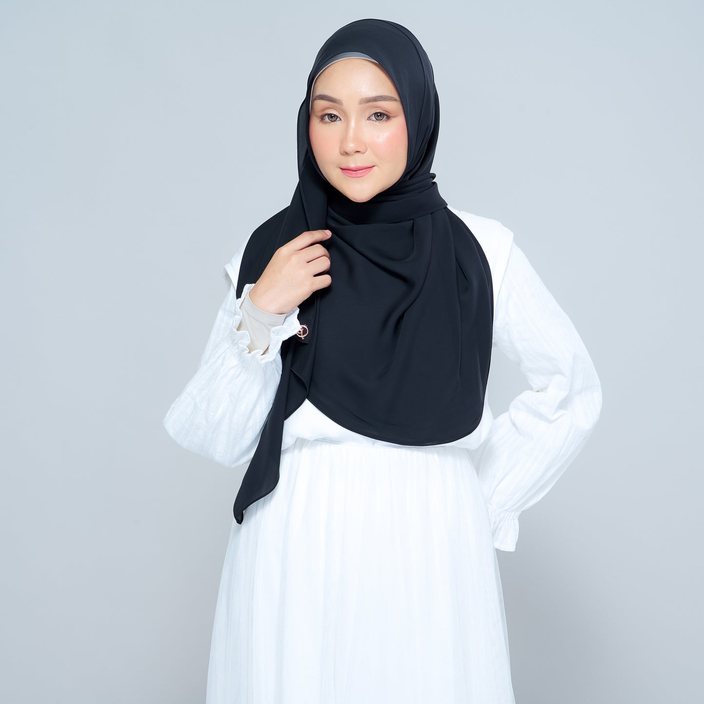 Semi-Instant Sarongje | Chiffon Silk in Pitch Black