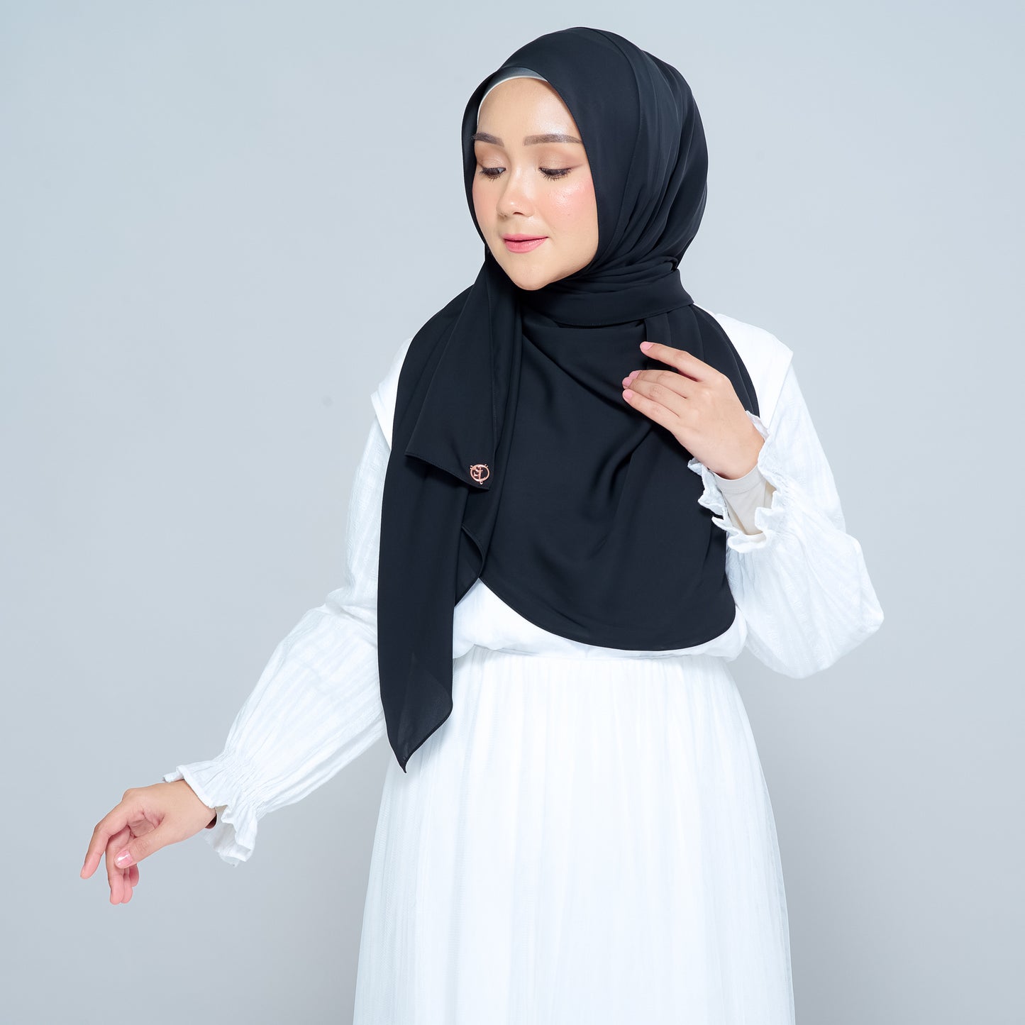 Semi-Instant Sarongje | Chiffon Silk in Pitch Black