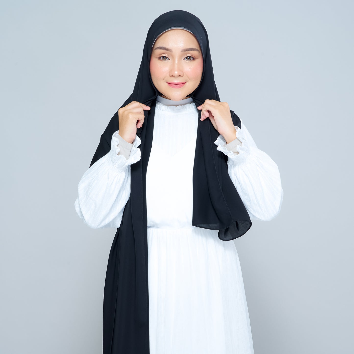 Semi-Instant Sarongje | Chiffon Silk in Pitch Black