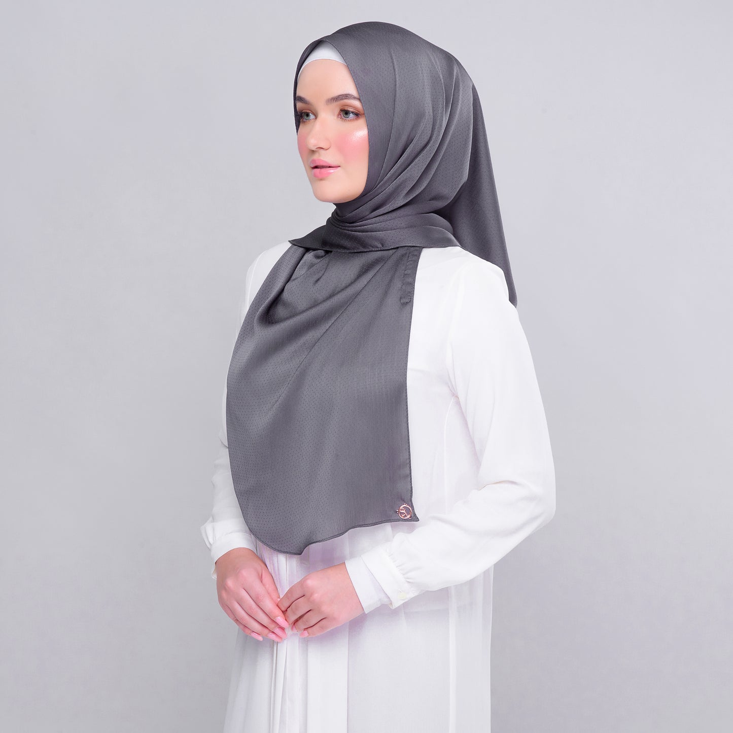 Instant Tag n' Go Butterfly | Textured Satin in Metro Grey