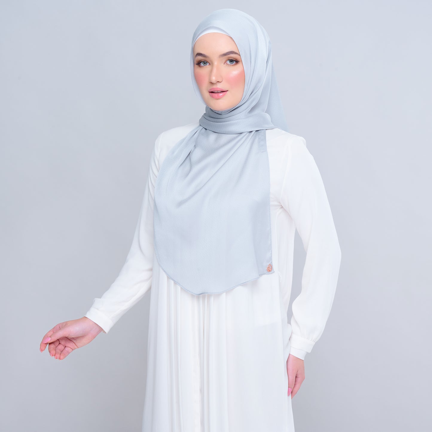 Instant Tag n' Go Butterfly | Textured Satin in Earl Grey
