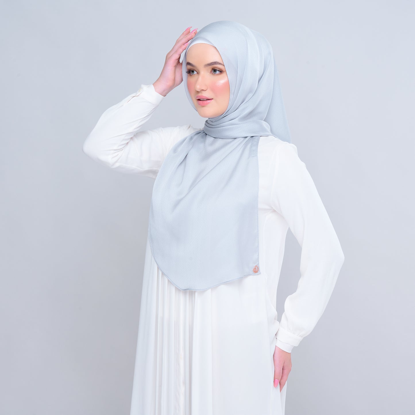 Instant Tag n' Go Butterfly | Textured Satin in Earl Grey