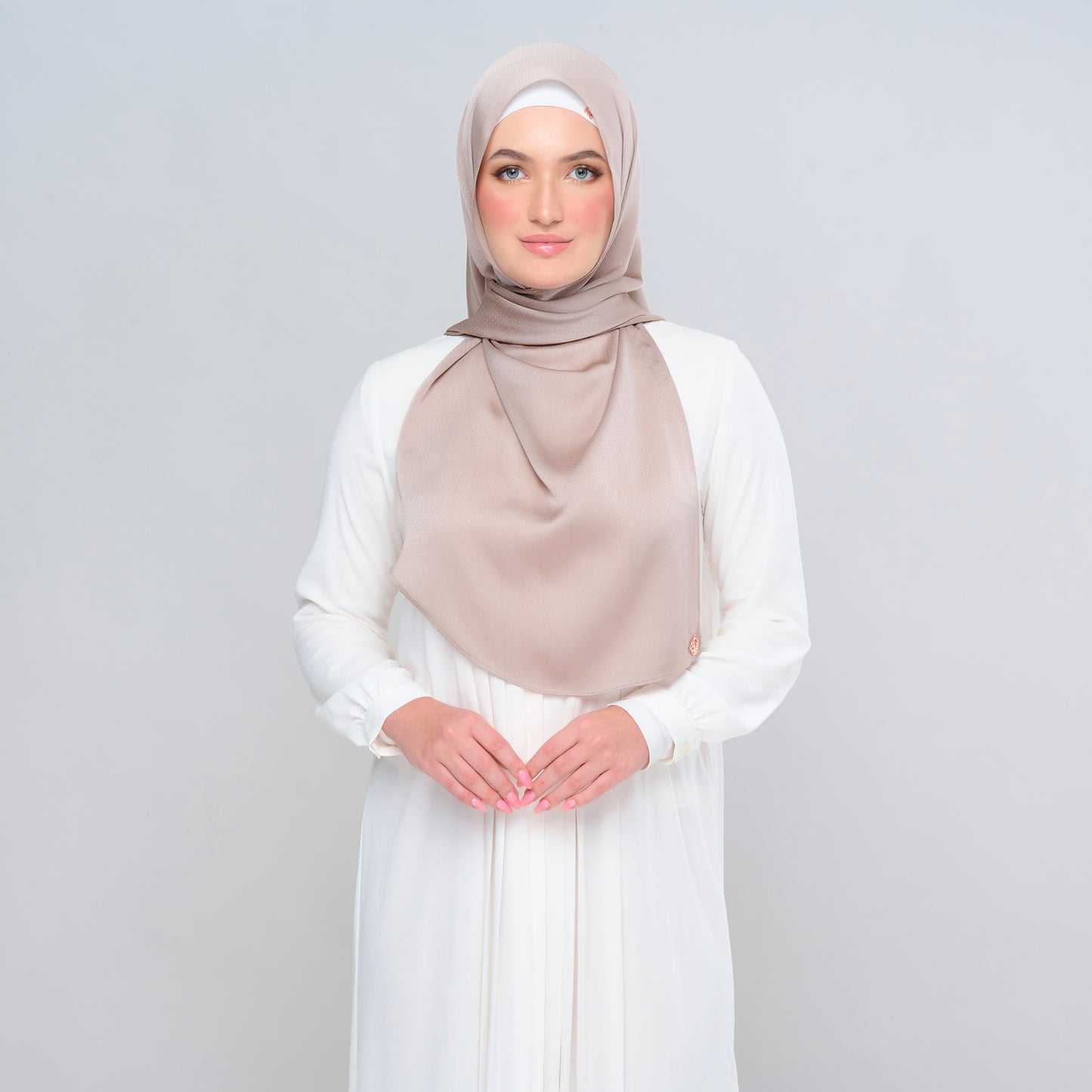 Instant Tag n' Go Butterfly | Textured Satin in Warm Chai