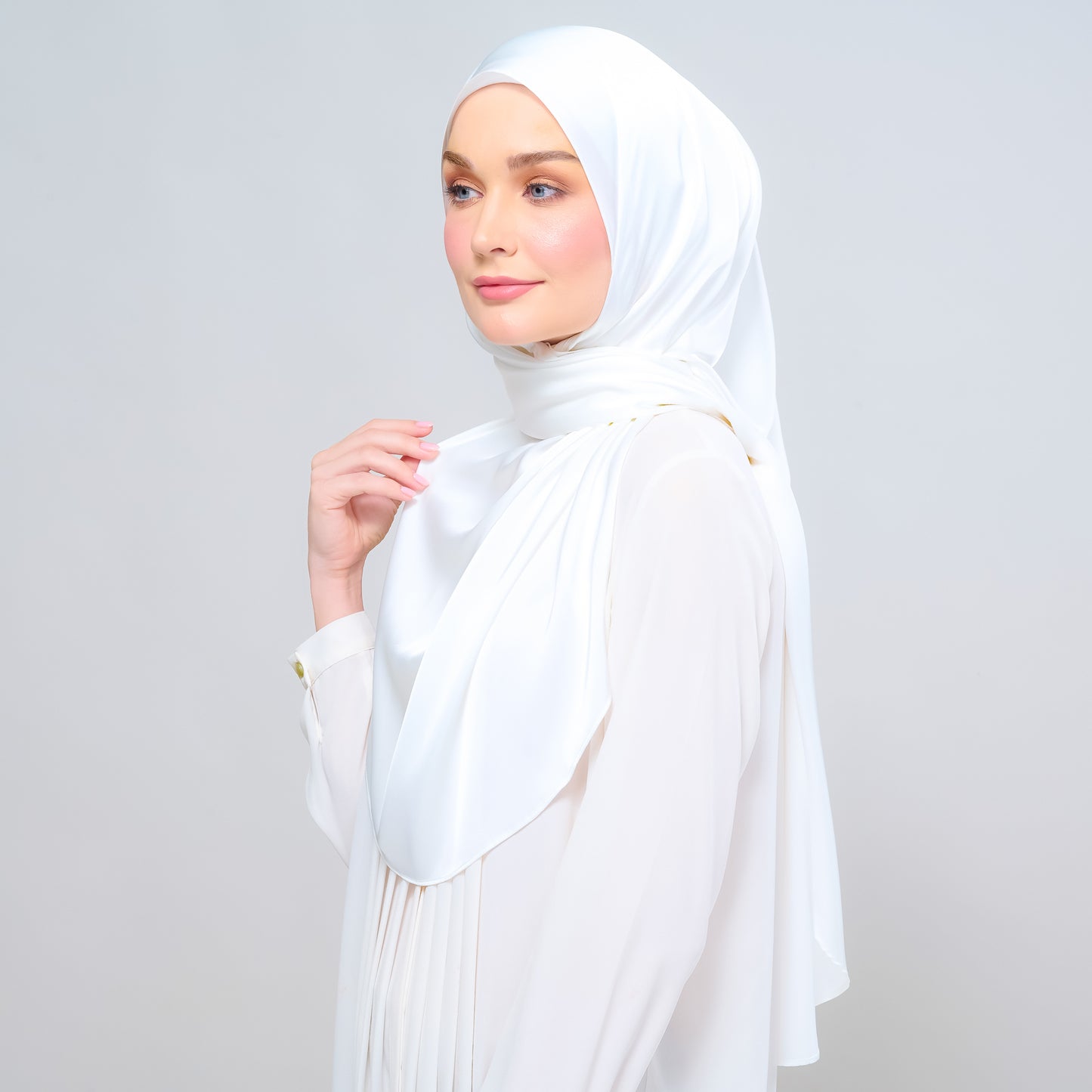 Instant Tag n' Go Shawl | Satin Silk in Bridal White