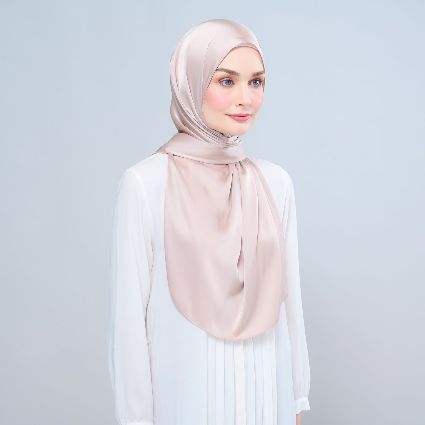 Instant Tag n' Go Shawl | Satin Silk in Linen Taupe