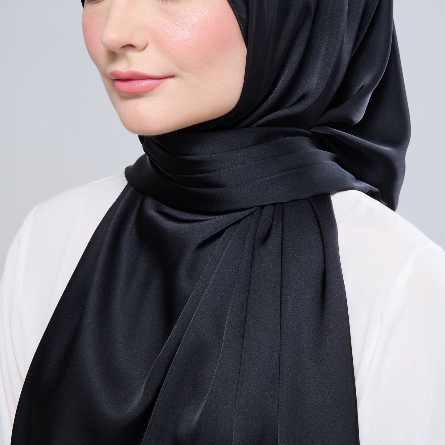 Instant Tag & Go | Satin Silk in Pitch Black