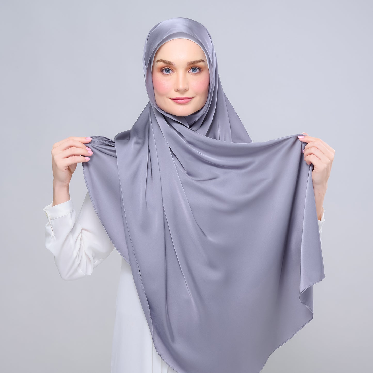 Instant Tag n' Go Shawl | Satin Silk in Titanium Grey