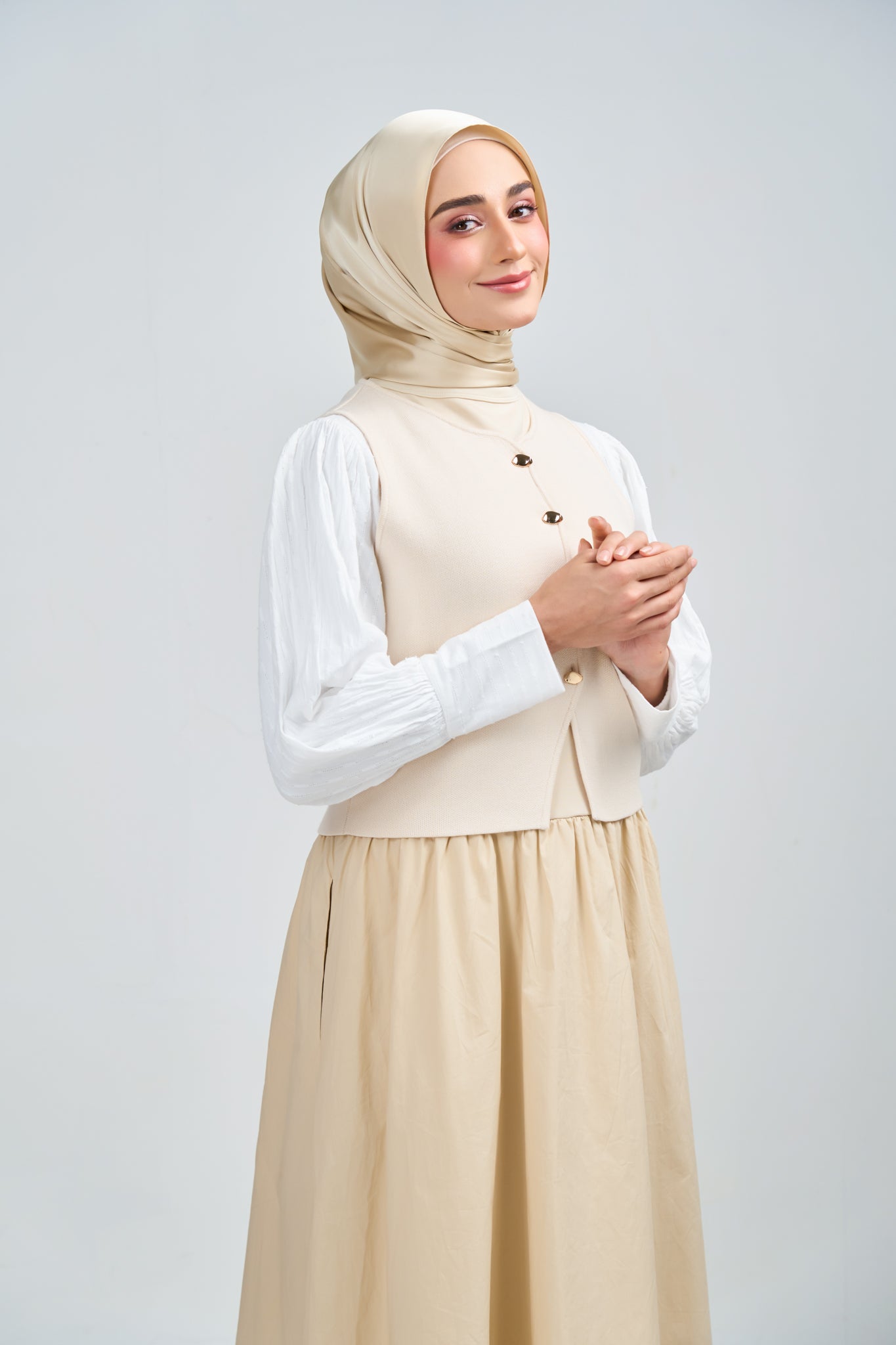 HoodX Luxe in Cashmere