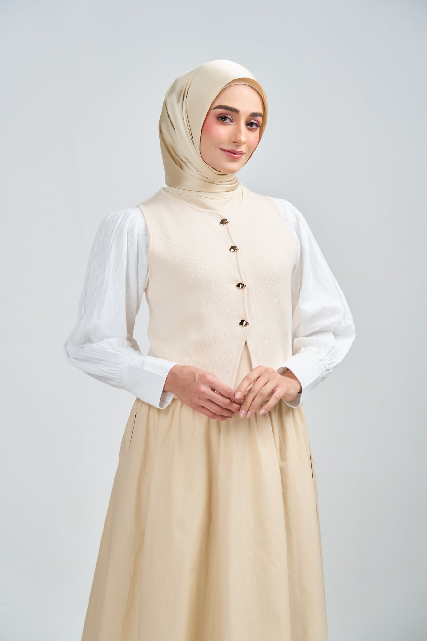 HoodX Luxe in Cashmere