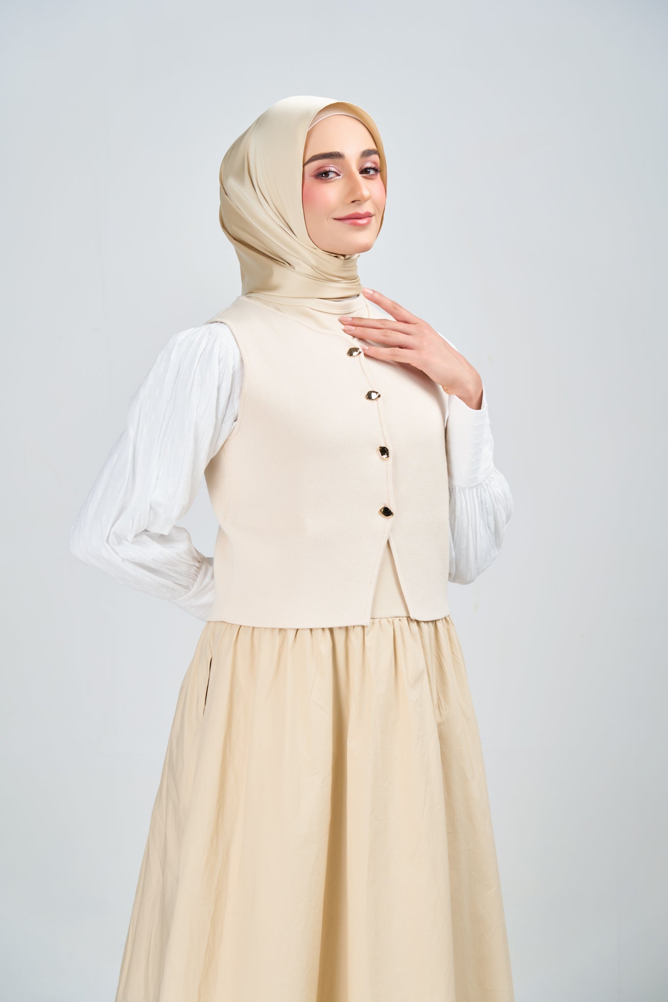 HoodX Luxe in Cashmere