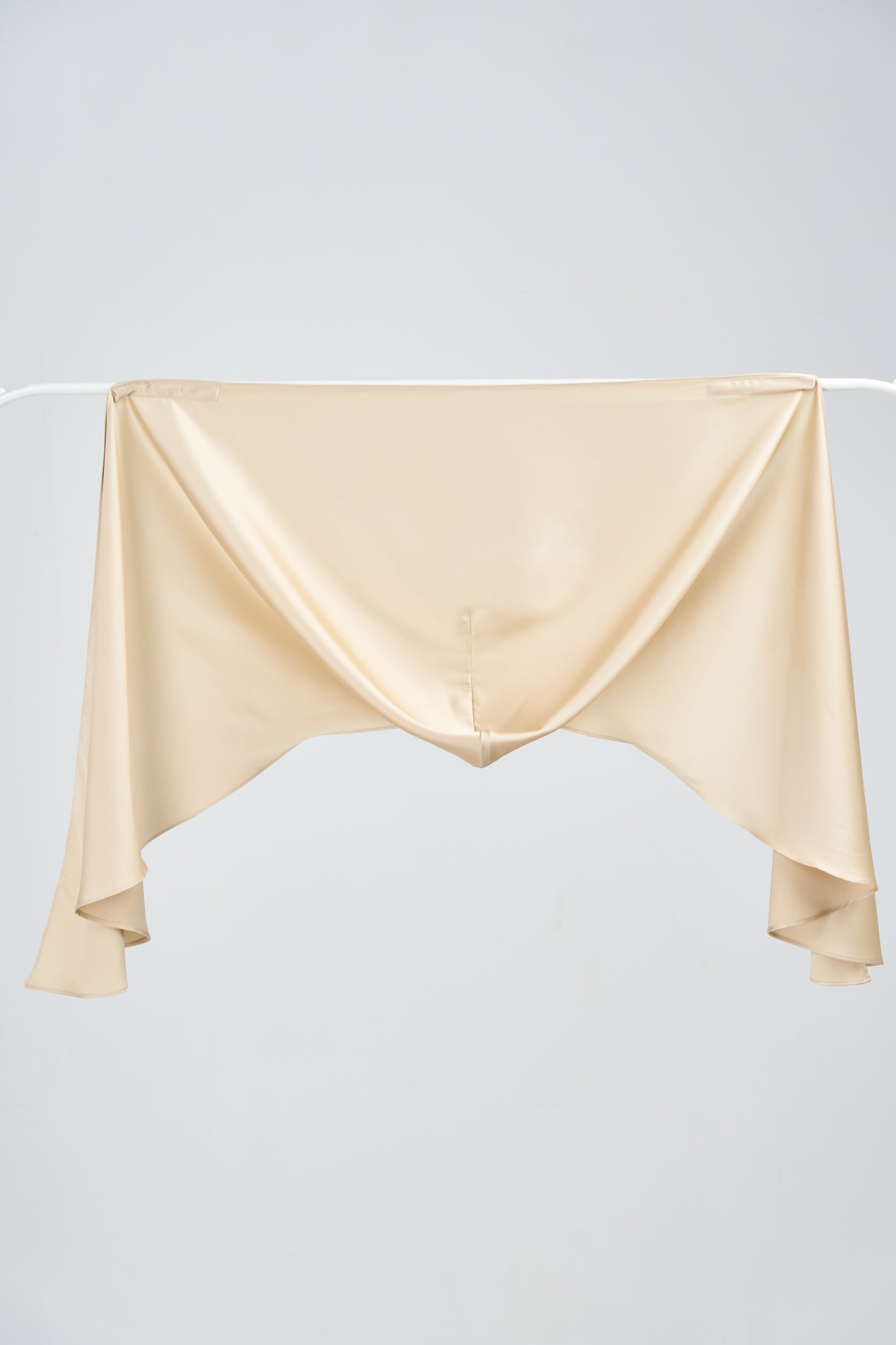 HoodX Luxe in Cashmere