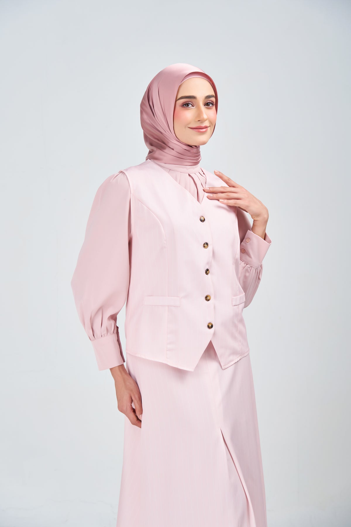 HoodX Luxe in Dahlia Pink