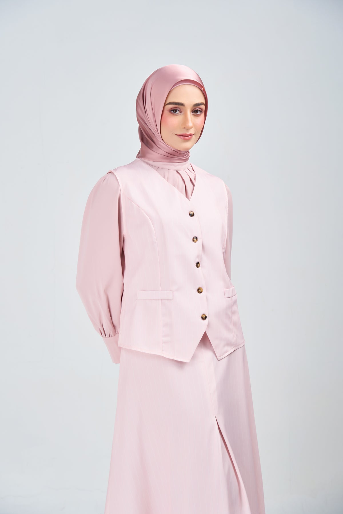 HoodX Luxe in Dahlia Pink