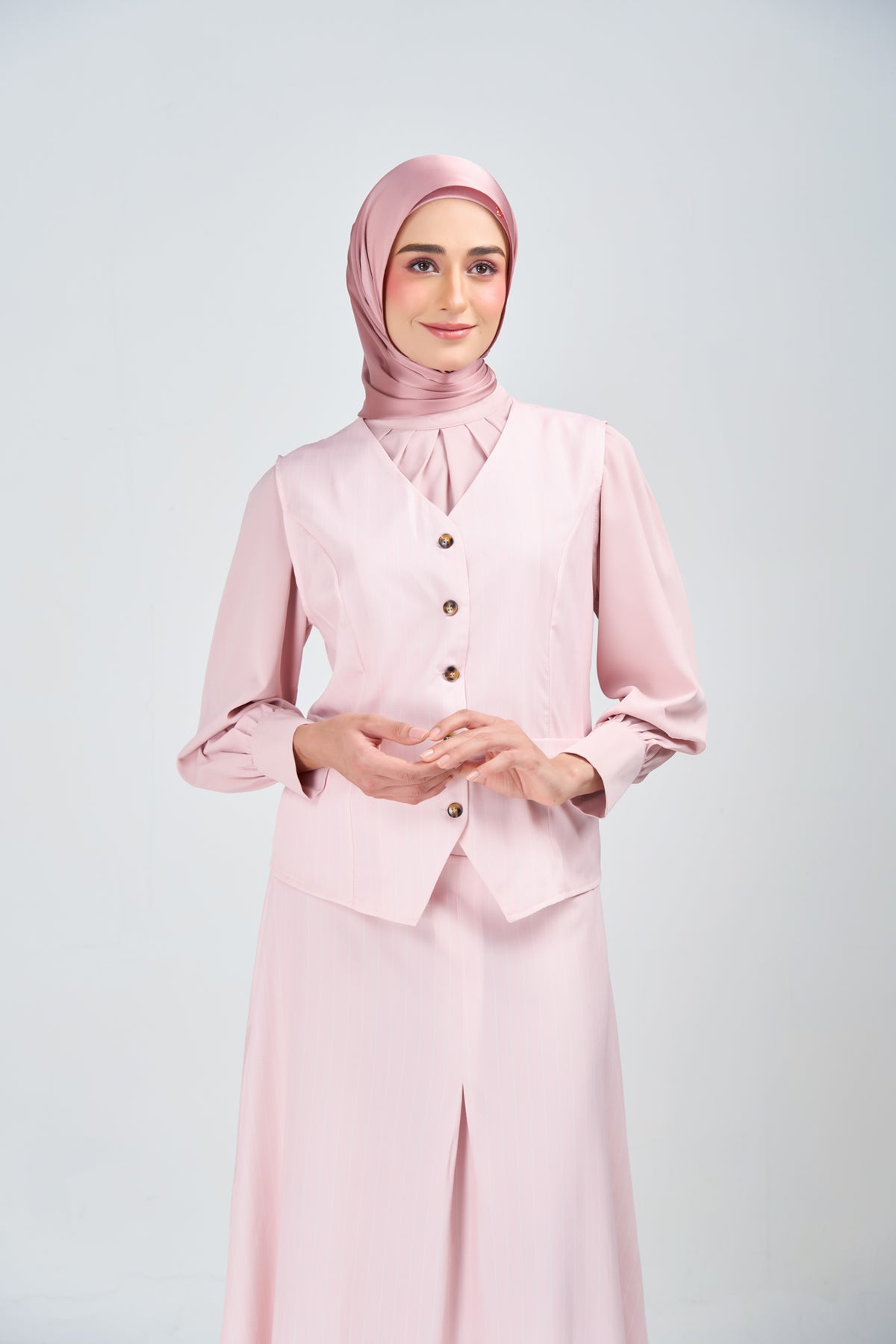 HoodX Luxe in Dahlia Pink
