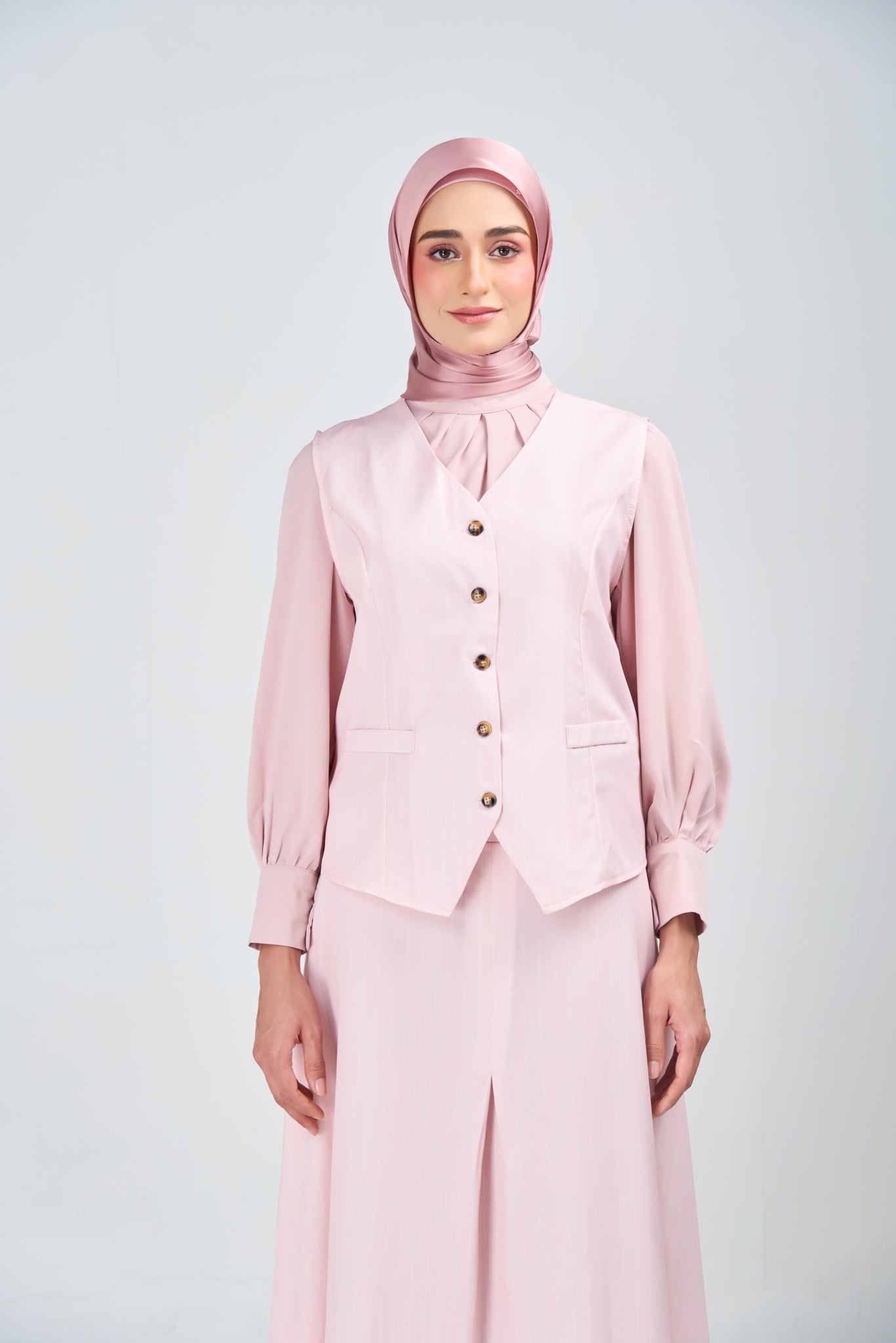 HoodX Luxe in Dahlia Pink