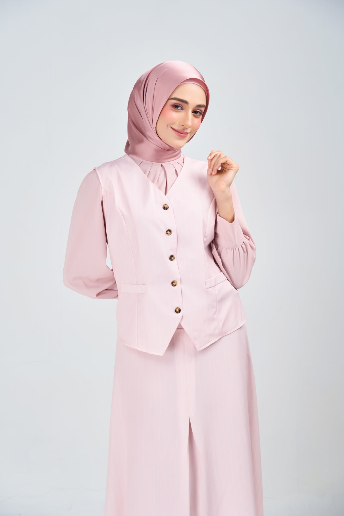 HoodX Luxe in Dahlia Pink