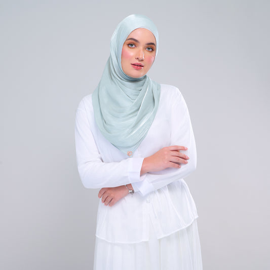 Dolce Raia in Dusty Green