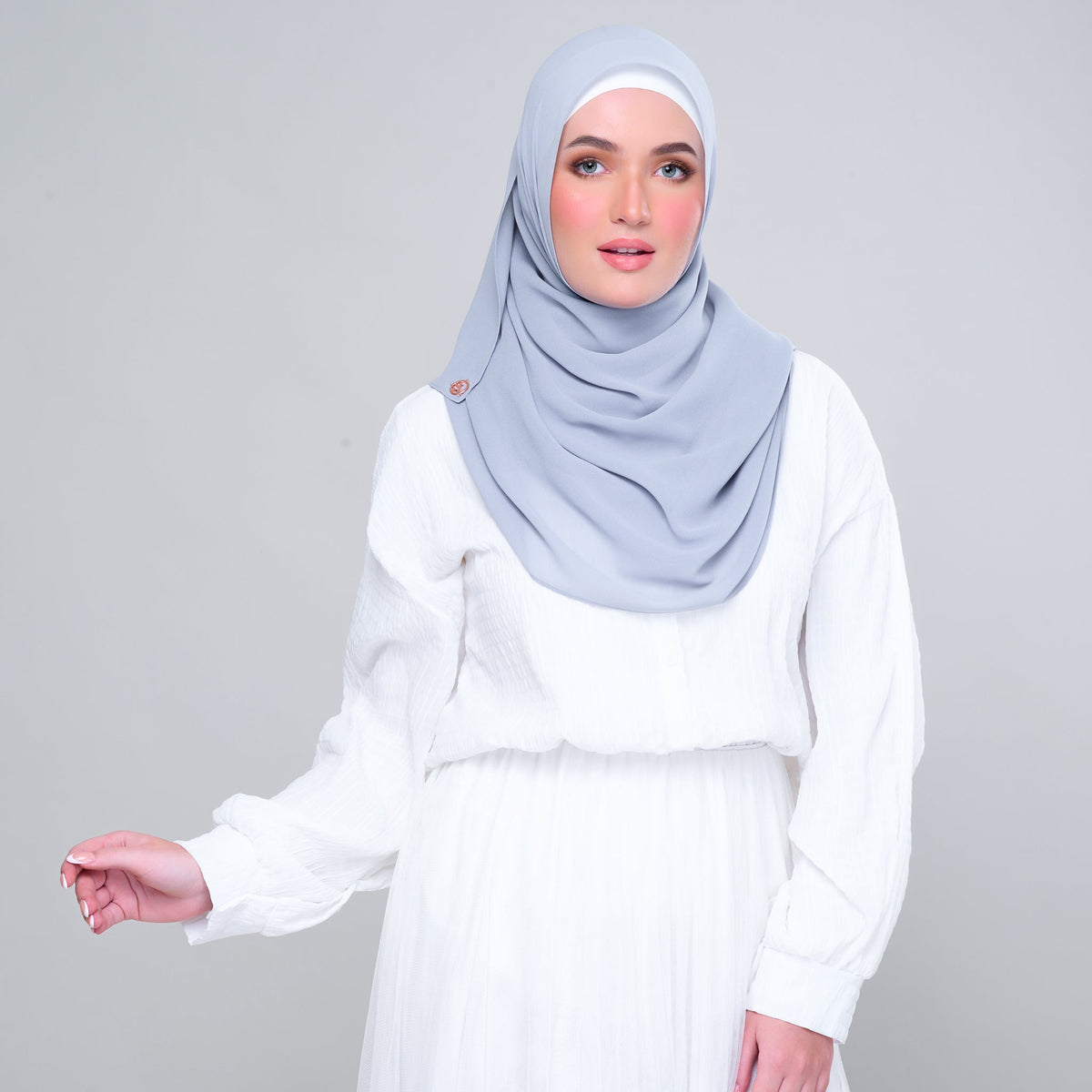 SLBasic 1.8M Shawl in Cornflower