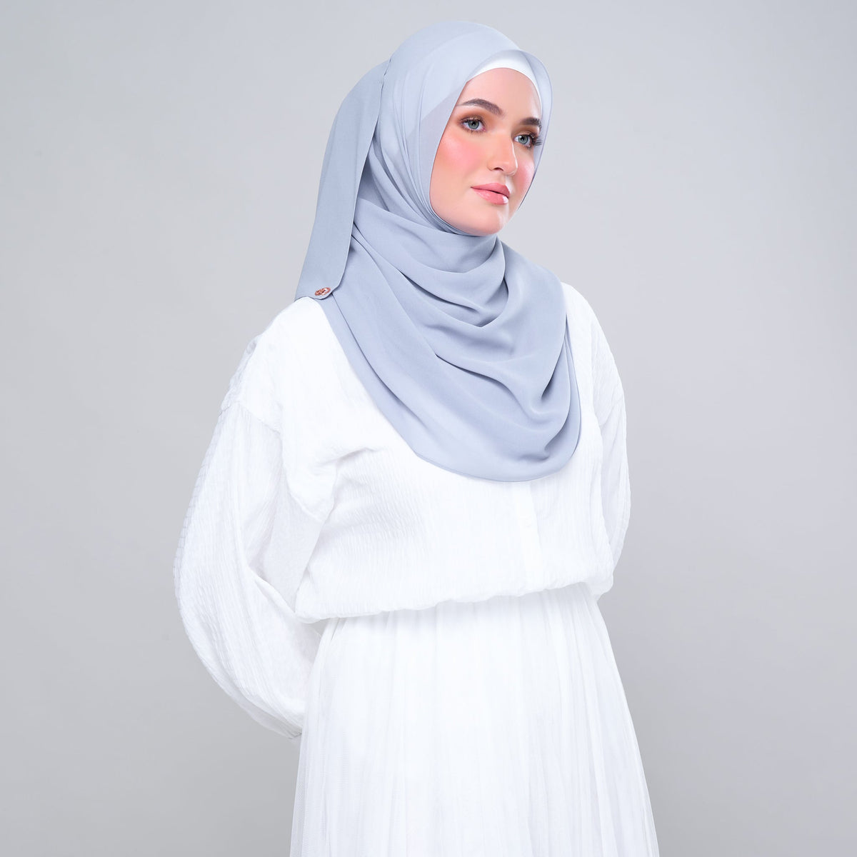SLBasic 1.8M Shawl in Cornflower