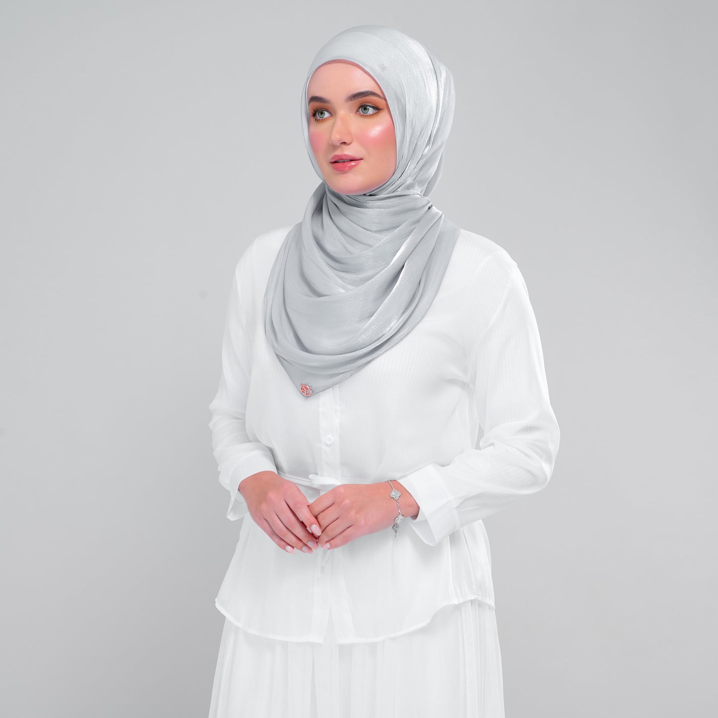 Dolce Raia in Light Grey