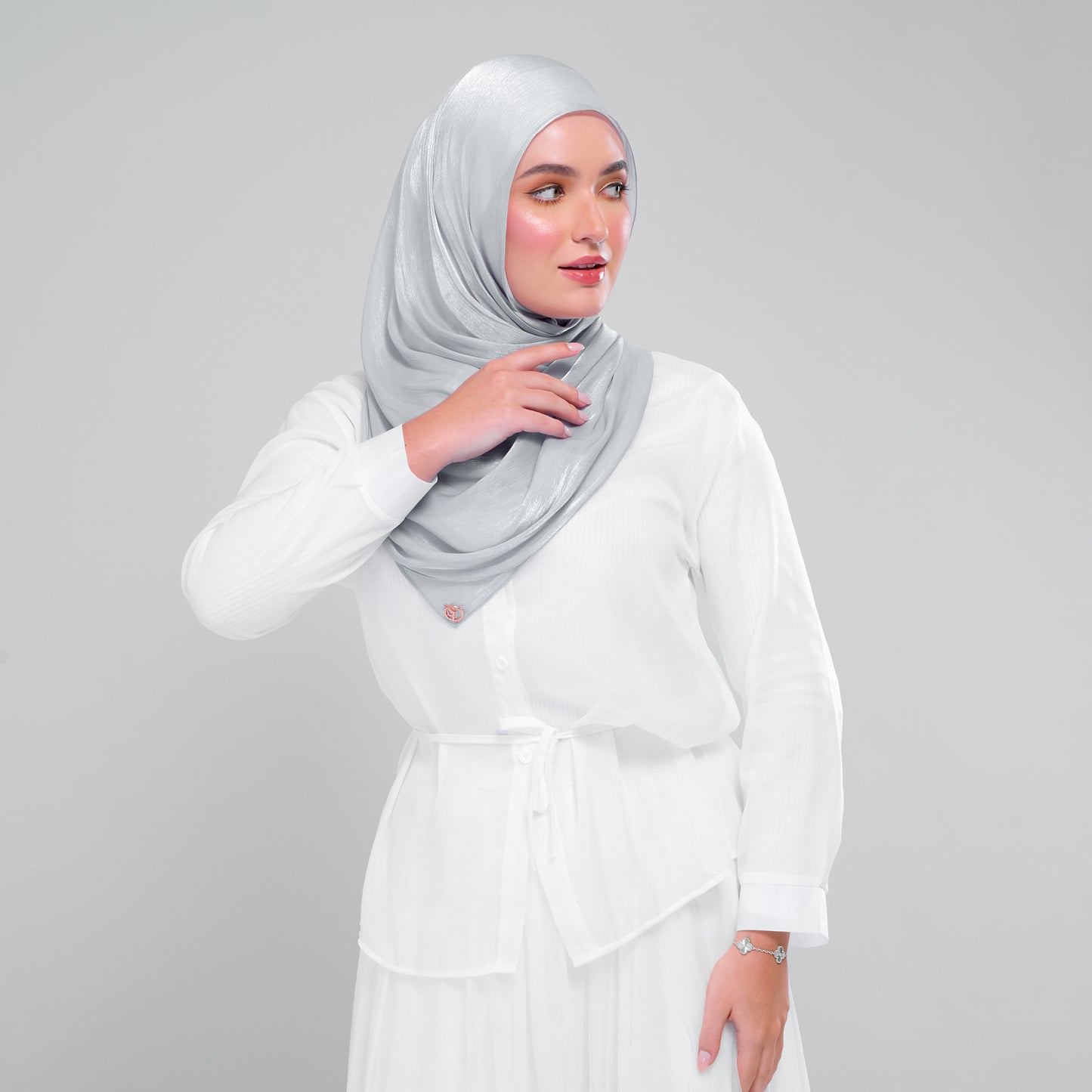 Dolce Raia in Light Grey