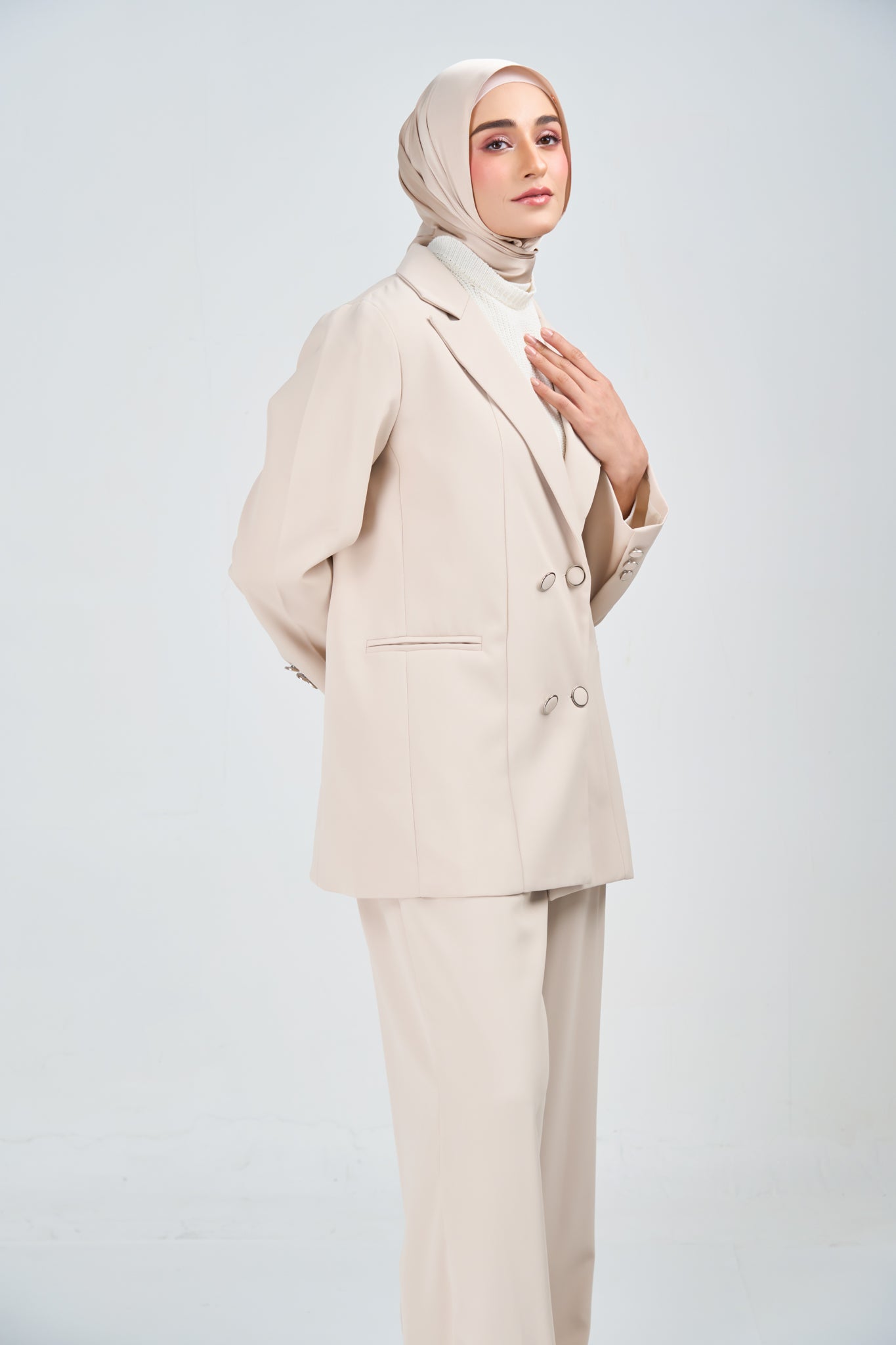 HoodX Luxe in Linen Dusk