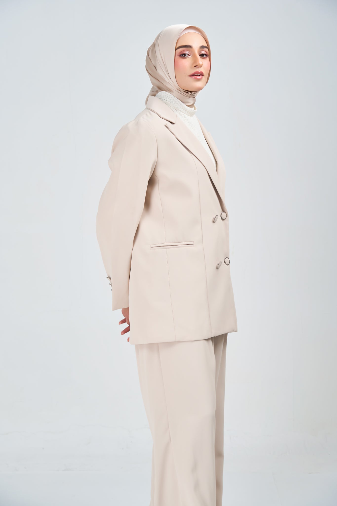 HoodX Luxe in Linen Dusk