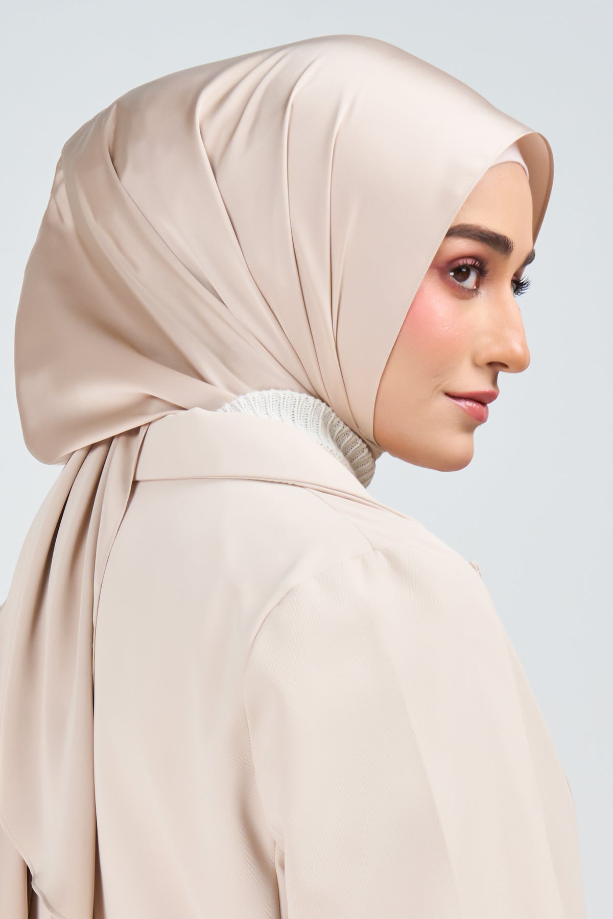 HoodX Luxe in Linen Dusk