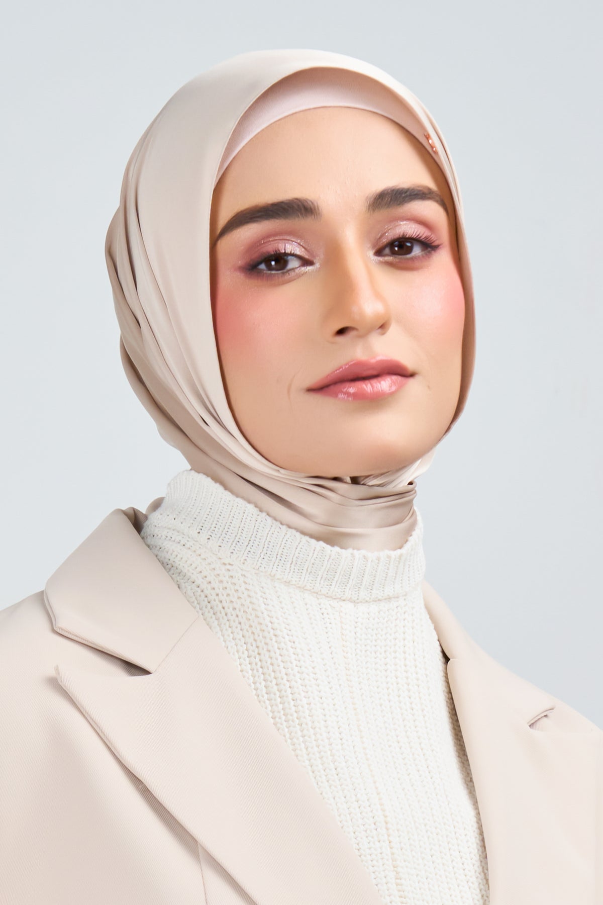 HoodX Luxe in Linen Dusk