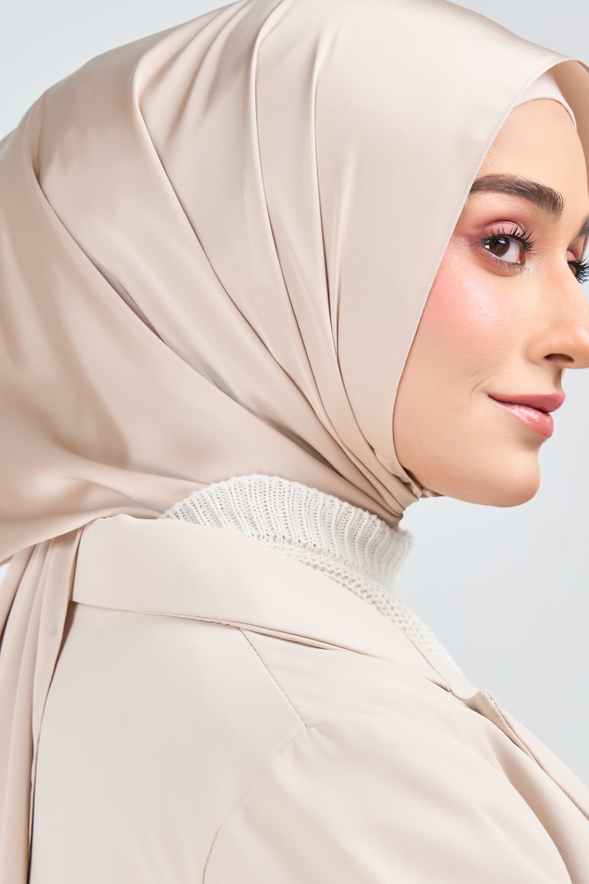 HoodX Luxe in Linen Dusk