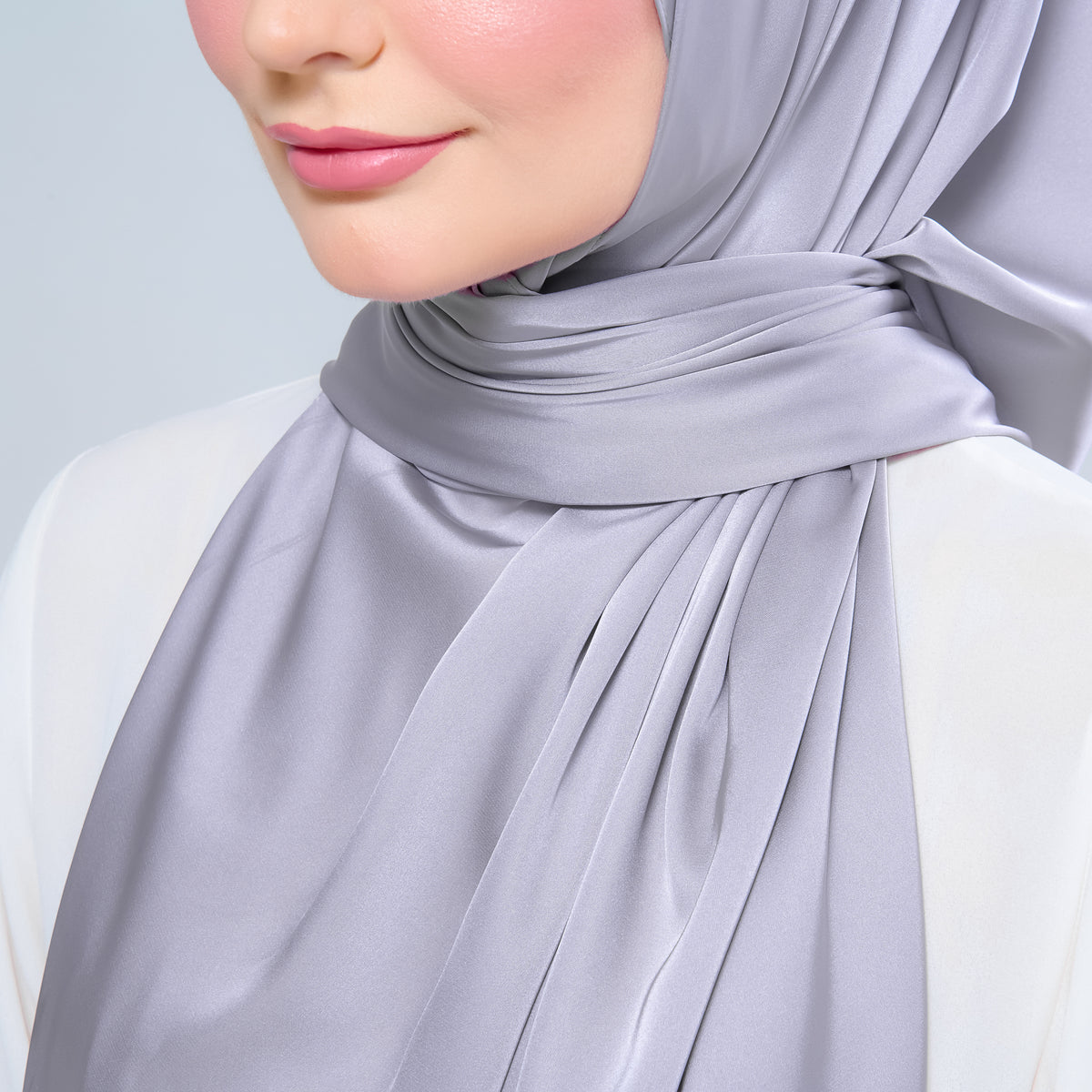 Instant Tag n' Go Shawl | Satin Silk in Metal Grey