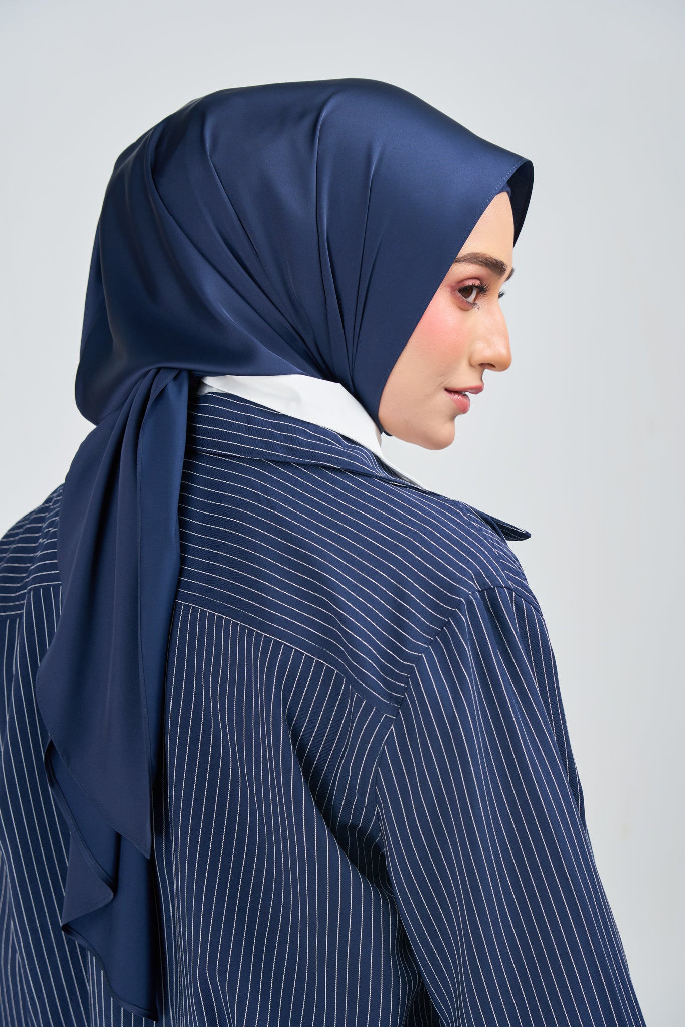 HoodX⁺Plus Luxe in Navy