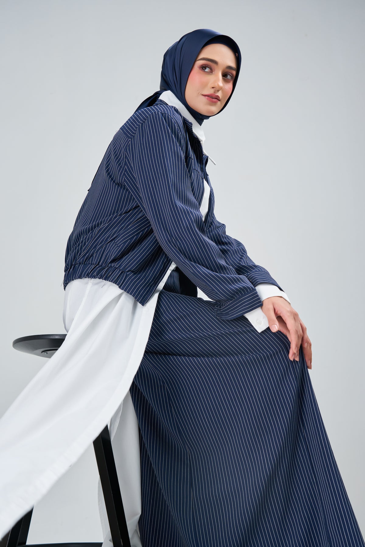 HoodX Luxe in Navy
