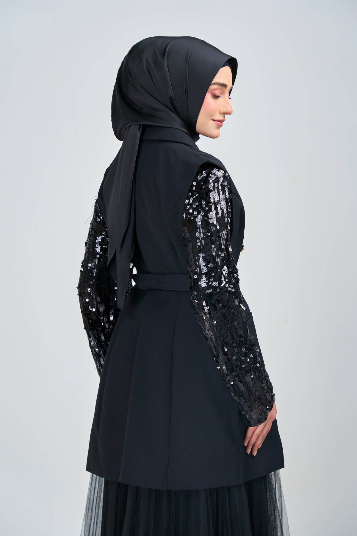 HoodX⁺Plus Luxe in Raven Black