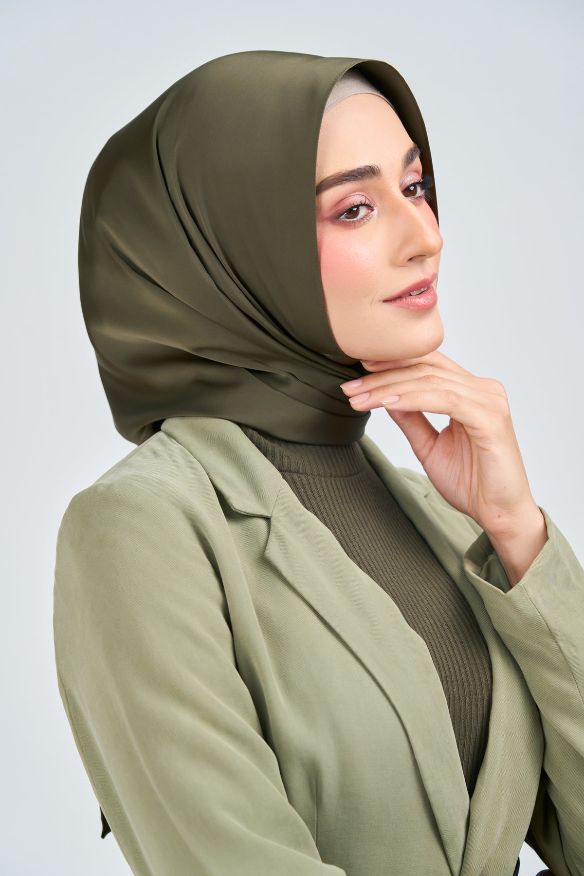 HoodX Luxe in Terra Olive